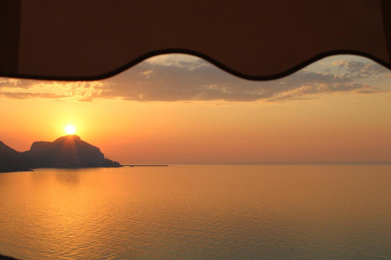 Cefalu Seaside Suite מראה חיצוני תמונה